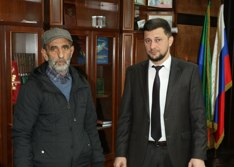 В администрации Магарамкентского района родным погибших героев вручили Ордена Мужества (посмертно)