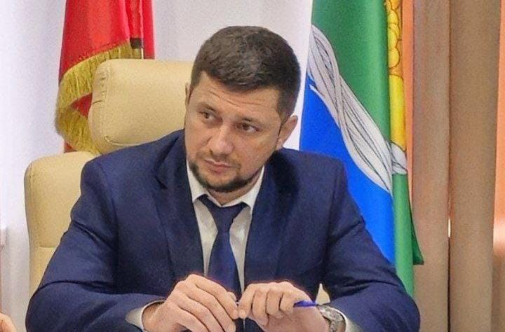 Под руководством Наримана Эфендиева в администрации Магарамкентского района состоялось совещание по актуальным вопросам