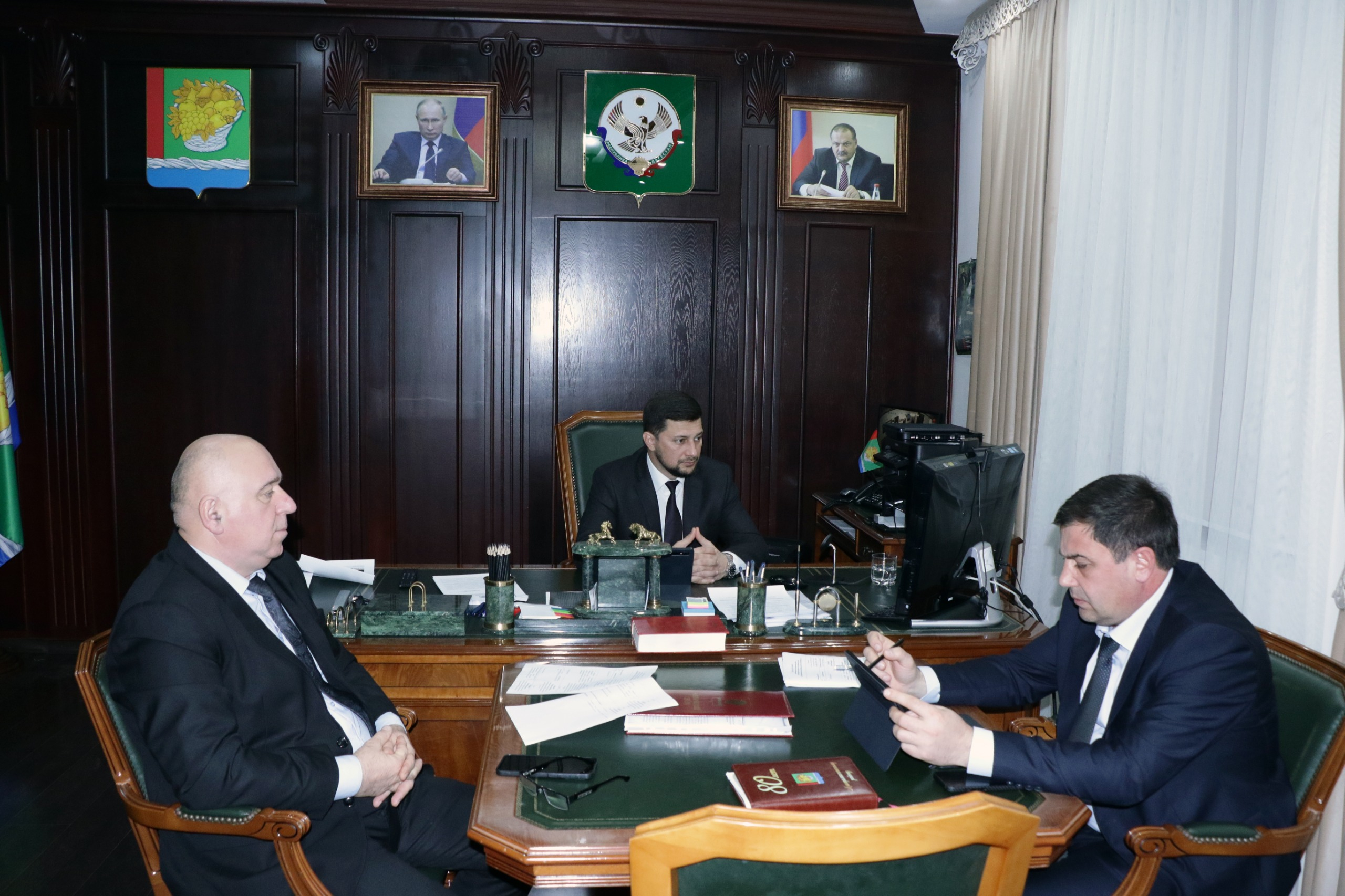 Глава Магарамкентского района принял участие в заседании Комиссии по противодействию коррупции в РД в режиме ВКС