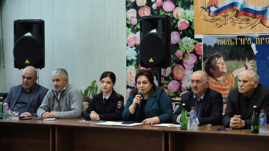 Круглый стол «Культура против террора» состоялся в Магарамкентском районе